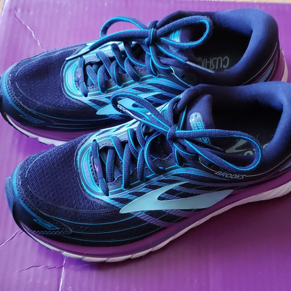 Brooks Glycerin 15 women's size 7.5 medium